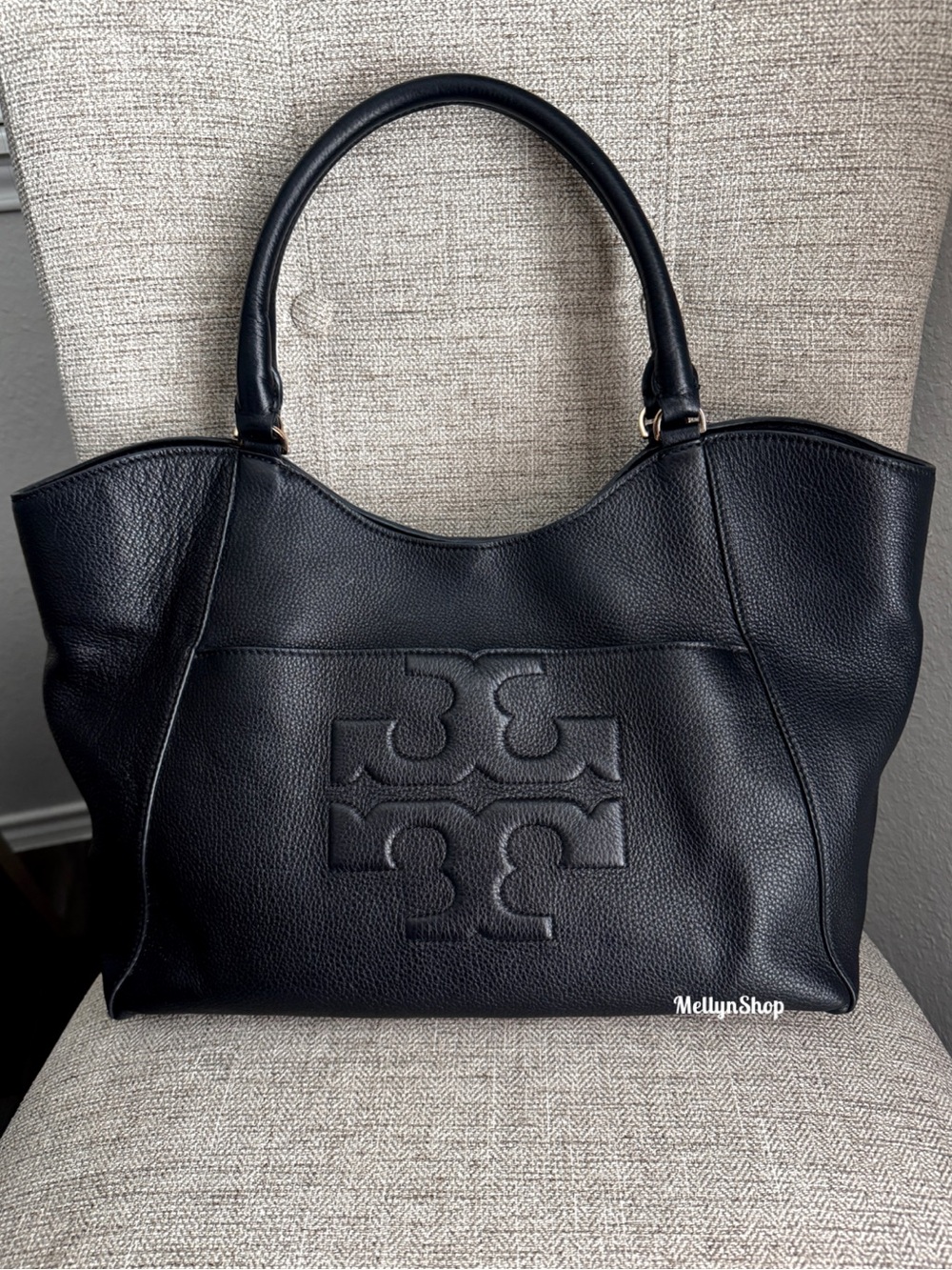 Tory Burch Bombe T East/West Tote, Black